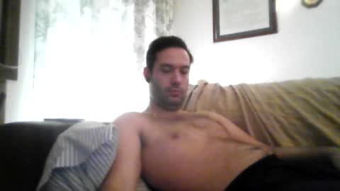 Snapshot of goldendragon19 chatting on October 16, 9:43 am goldendragon19 online show from October 16, 9:43 am