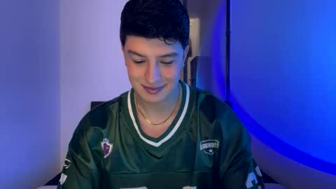 goldenknight33 online show from November 22, 3:55 pm