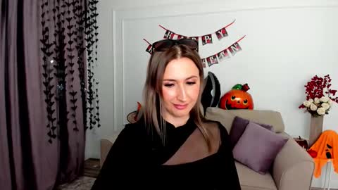 Olivia online show from October 22, 7:57 pm