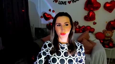 Olivia online show from February 7, 7:50 pm