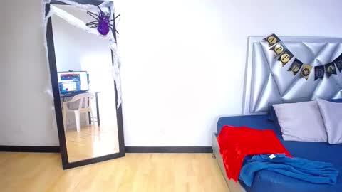 Snapshot of goldenn_ass1 chatting on October 30, 2:46 am goldenn_ass1 online show from October 30, 2:46 am