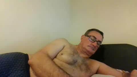Snapshot of goldenone59 chatting on October 10, 1:43 pm goldenone59 online show from October 10, 1:43 pm