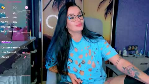 Snapshot of goldenwitchx chatting on October 24, 7:05 am Polina online show from October 24, 7:05 am