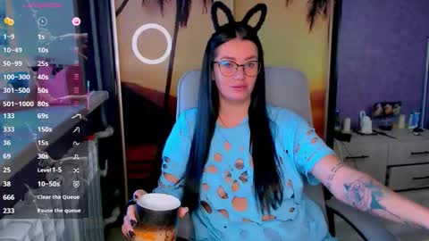 Snapshot of goldenwitchx chatting on October 30, 7:54 am Polina online show from October 30, 7:54 am