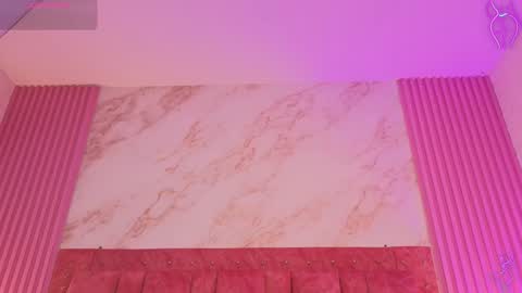 Snapshot of goldilockss15 chatting on February 2, 3:16 am goldilockss15 online show from February 2, 3:16 am