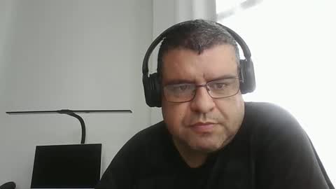 Snapshot of gomezgonz5 chatting on September 10, 11:43 am gomezgonz5 online show from September 10, 11:43 am