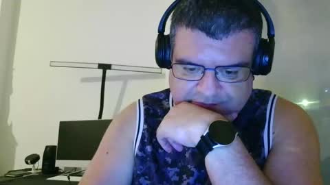 Snapshot of gomezgonz5 chatting on September 21, 10:44 pm gomezgonz5 online show from September 21, 10:44 pm