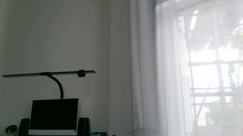 Snapshot of gomezgonz5 chatting on September 27, 11:26 am gomezgonz5 online show from September 27, 11:26 am