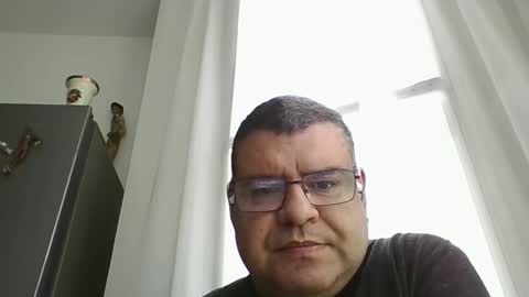 Snapshot of gomezgonz5 chatting on October 13, 9:42 am gomezgonz5 online show from October 13, 9:42 am