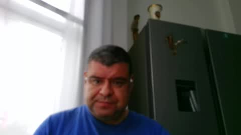 Snapshot of gomezgonz5 chatting on October 14, 9:43 am gomezgonz5 online show from October 14, 9:43 am