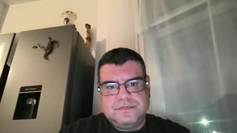 Snapshot of gomezgonz5 chatting on October 16, 5:58 pm gomezgonz5 online show from October 16, 5:58 pm