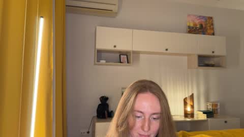 Snapshot of good__choice chatting on October 31, 2:29 pm Polly online show from October 31, 2:29 pm