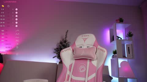 Snapshot of good_barbie chatting on December 29, 5:31 am Barbie online show from December 29, 5:31 am