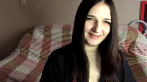 Snapshot of good_girl_24 chatting on October 18, 11:33 am good_girl_24 online show from October 18, 11:33 am