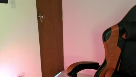 goodboy69i online show from April 19, 5:45 pm