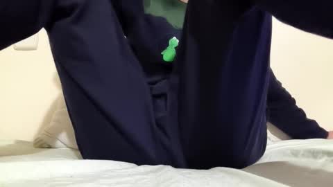 Snapshot of goodboyyy7 chatting on December 18, 4:51 am goodboyyy7 online show from December 18, 4:51 am