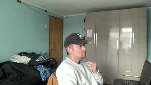 Snapshot of goodfumes chatting on September 9, 3:00 pm goodfumes online show from September 9, 3:00 pm