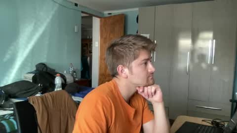 Snapshot of goodfumes chatting on September 10, 7:47 pm goodfumes online show from September 10, 7:47 pm