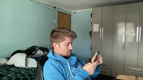 Snapshot of goodfumes chatting on September 11, 1:00 pm goodfumes online show from September 11, 1:00 pm