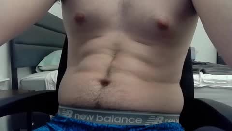 Snapshot of goofysmile720 chatting on November 12, 12:11 am Goofysmile720 online show from November 12, 12:11 am