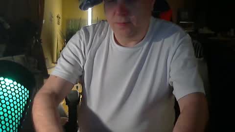 Snapshot of google5001 chatting on November 5, 8:31 pm google5001 online show from November 5, 8:31 pm