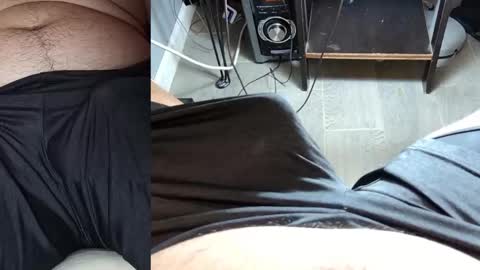 Snapshot of goonergoober69 chatting on November 17, 5:24 am goonergoober69 online show from November 17, 5:24 am