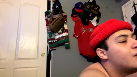 Snapshot of gordito2hott chatting on December 19, 5:40 am gordito2hott online show from December 19, 5:40 am