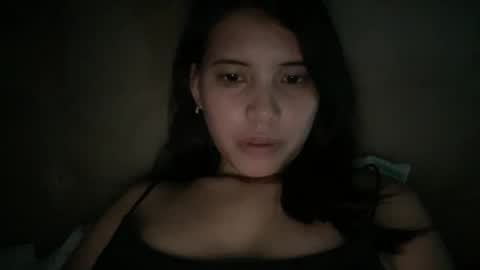 Lyn online show from December 5, 4:43 am