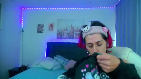 goth_minerva online show from March 9, 1:48 pm