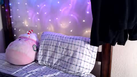 Snapshot of gothbaby305 chatting on January 29, 4:36 am gothbaby305 online show from January 29, 4:36 am