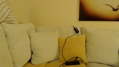 Snapshot of gothbaby305 chatting on March 3, 4:58 am gothbaby305 online show from March 3, 4:58 am