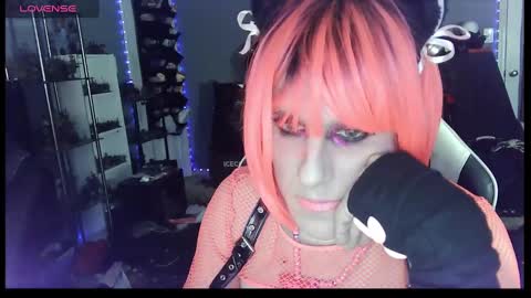 Victoriana online show from January 25, 6:57 pm