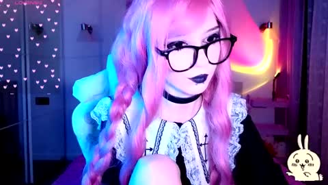 gothiclali online show from April 6, 1:03 am