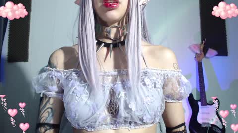        online show from December 10, 4:02 am