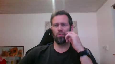 Snapshot of gotta1234 chatting on November 4, 4:28 pm gotta1234 online show from November 4, 4:28 pm