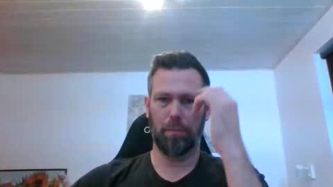 Snapshot of gotta1234 chatting on December 5, 3:30 pm gotta1234 online show from December 5, 3:30 pm