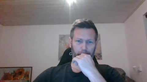 Snapshot of gotta1234 chatting on December 14, 8:46 pm gotta1234 online show from December 14, 8:46 pm