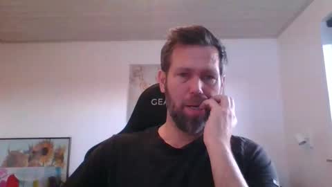 Snapshot of gottalop chatting on November 26, 2:18 pm gottalop online show from November 26, 2:18 pm