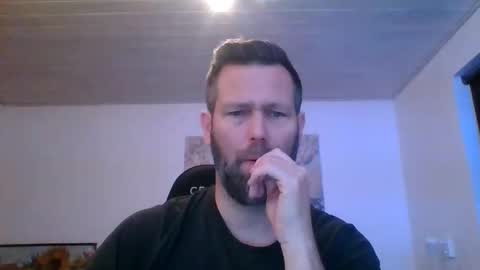 Snapshot of gottalop chatting on December 5, 4:25 pm gottalop online show from December 5, 4:25 pm