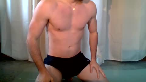 Snapshot of goura2000 chatting on January 23, 1:02 pm goura2000 online show from January 23, 1:02 pm