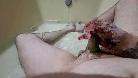 Snapshot of gr1mmiii chatting on November 10, 4:22 am Grim panty boy online show from November 10, 4:22 am