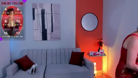 Snapshot of graceelizabeth_ chatting on September 23, 8:45 pm Zuly online show from September 23, 8:45 pm