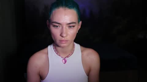 Snapshot of gracegreen chatting on December 8, 1:47 pm I will be glad to see you 30 N 1800 - 2300 gmt3 online show from December 8, 1:47 pm