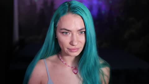 Snapshot of gracegreen chatting on December 10, 2:17 pm I will be glad to see you 30 N 1800 - 2300 gmt3 online show from December 10, 2:17 pm