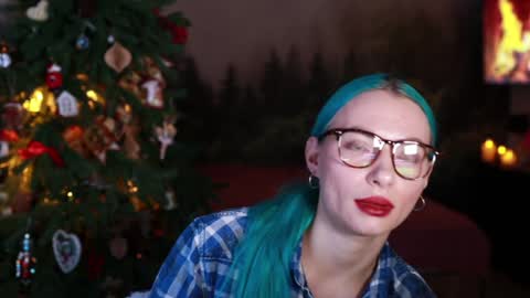 Snapshot of gracegreen chatting on December 28, 2:42 pm I will be glad to see you 30 N 1800 - 2300 gmt3 online show from December 28, 2:42 pm