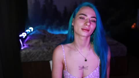 Snapshot of gracegreen chatting on February 8, 10:39 am I will be glad to see you 30 N 1800 - 2300 gmt3 online show from February 8, 10:39 am