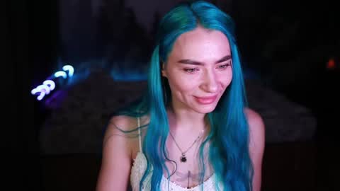 Snapshot of gracegreen chatting on February 9, 6:22 am I will be glad to see you 30 N 1800 - 2300 gmt3 online show from February 9, 6:22 am