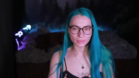 Snapshot of gracegreen chatting on February 10, 1:33 pm I will be glad to see you 30 N 1800 - 2300 gmt3 online show from February 10, 1:33 pm