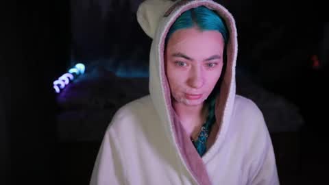 Snapshot of gracegreen chatting on February 11, 6:30 am I will be glad to see you 30 N 1800 - 2300 gmt3 online show from February 11, 6:30 am