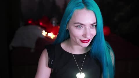 Snapshot of gracegreen chatting on February 14, 5:03 pm I will be glad to see you 30 N 1800 - 2300 gmt3 online show from February 14, 5:03 pm